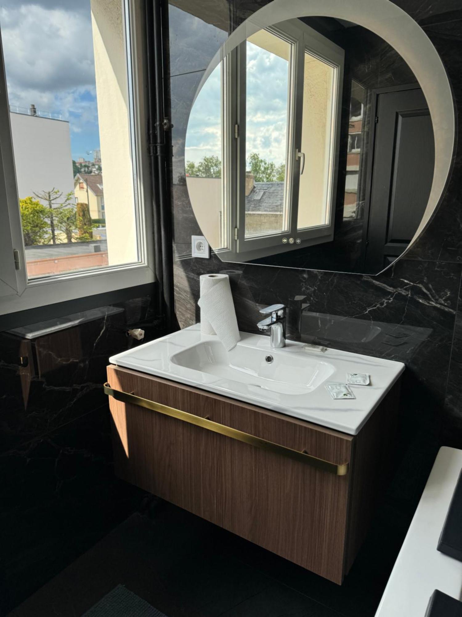 Appartement Jacuzzi Le Havre Eksteriør bilde