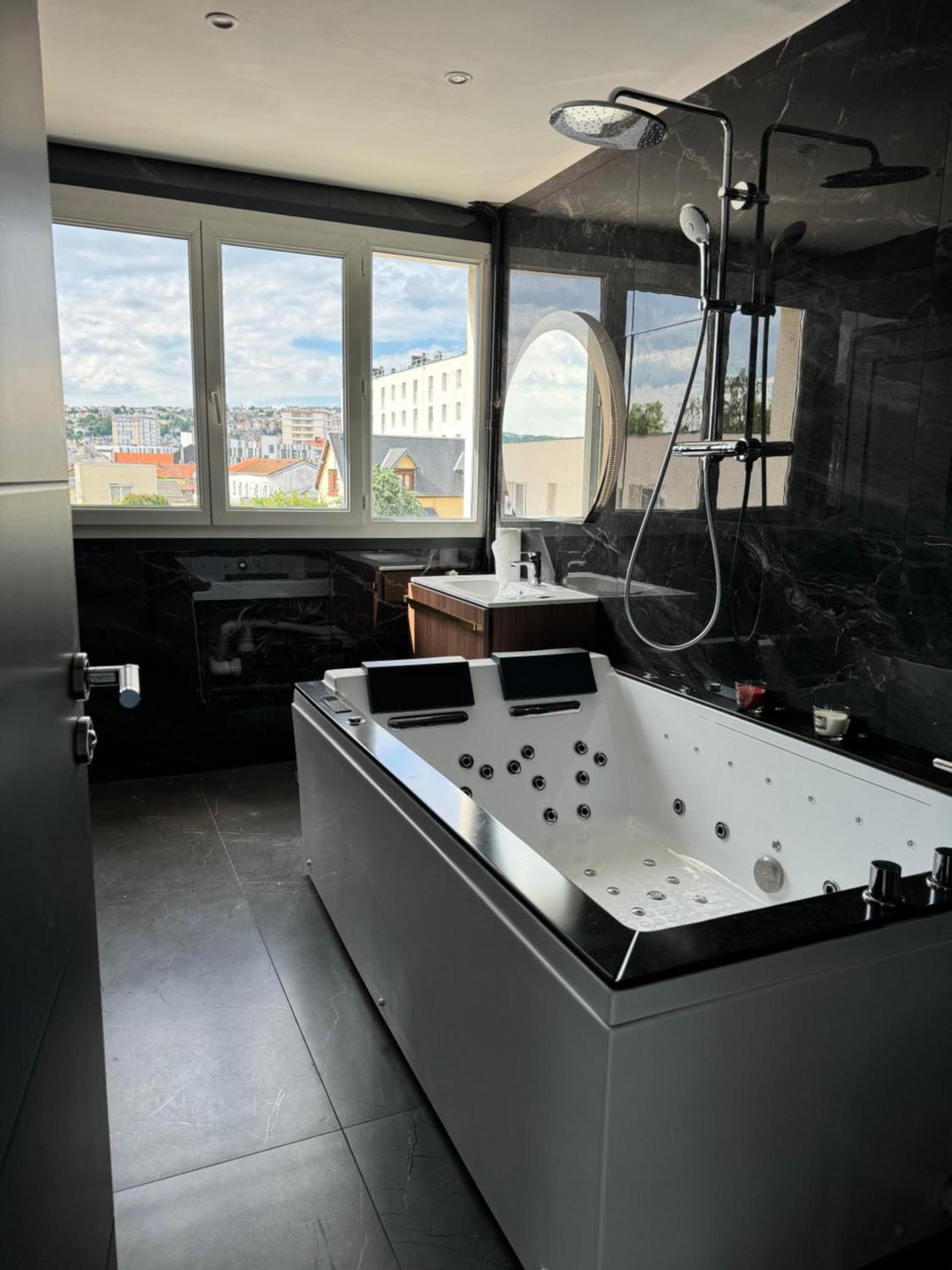 Appartement Jacuzzi Le Havre Eksteriør bilde